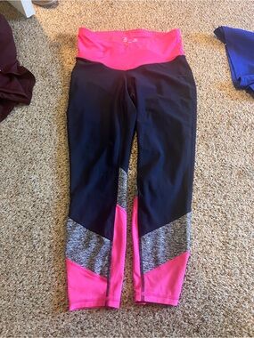 Xersion Hot Pink 7/8 Ankle Leggings